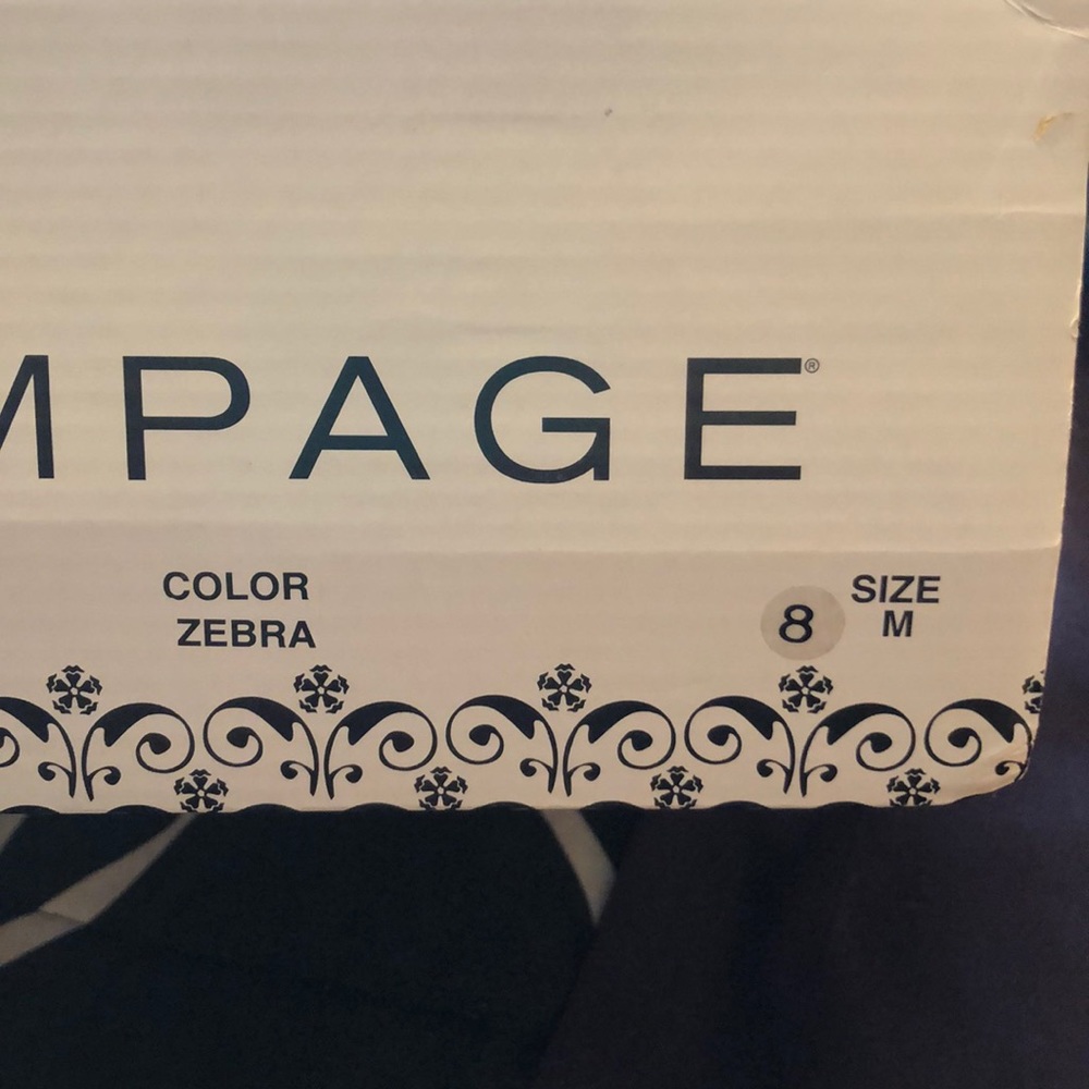 Shoes - Picture 2 of 2